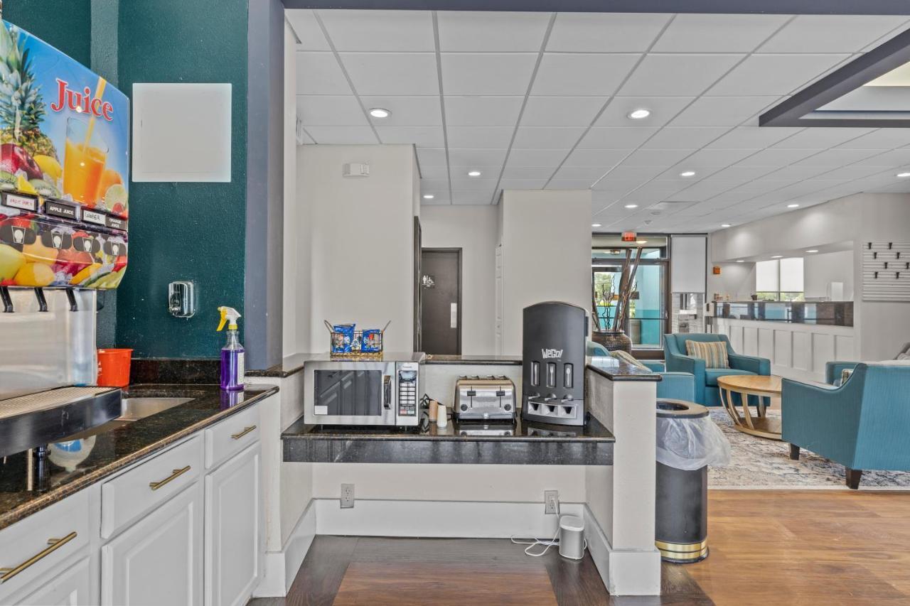 Garnet Inn & Suites, Morehead City Near Atlantic Beach Exteriör bild