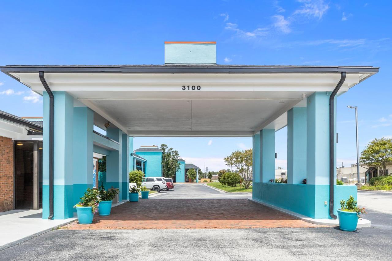 Garnet Inn & Suites, Morehead City Near Atlantic Beach Exteriör bild