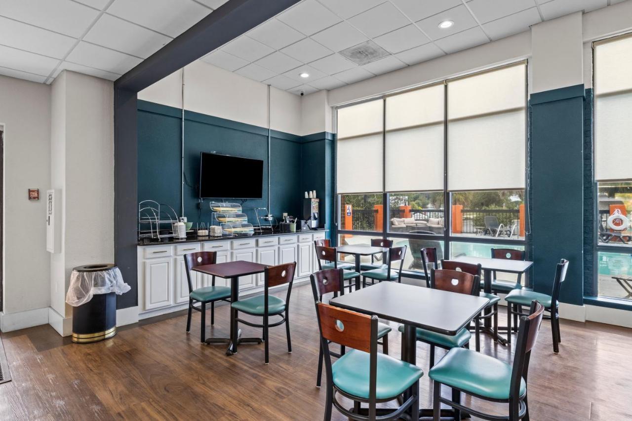 Garnet Inn & Suites, Morehead City Near Atlantic Beach Exteriör bild