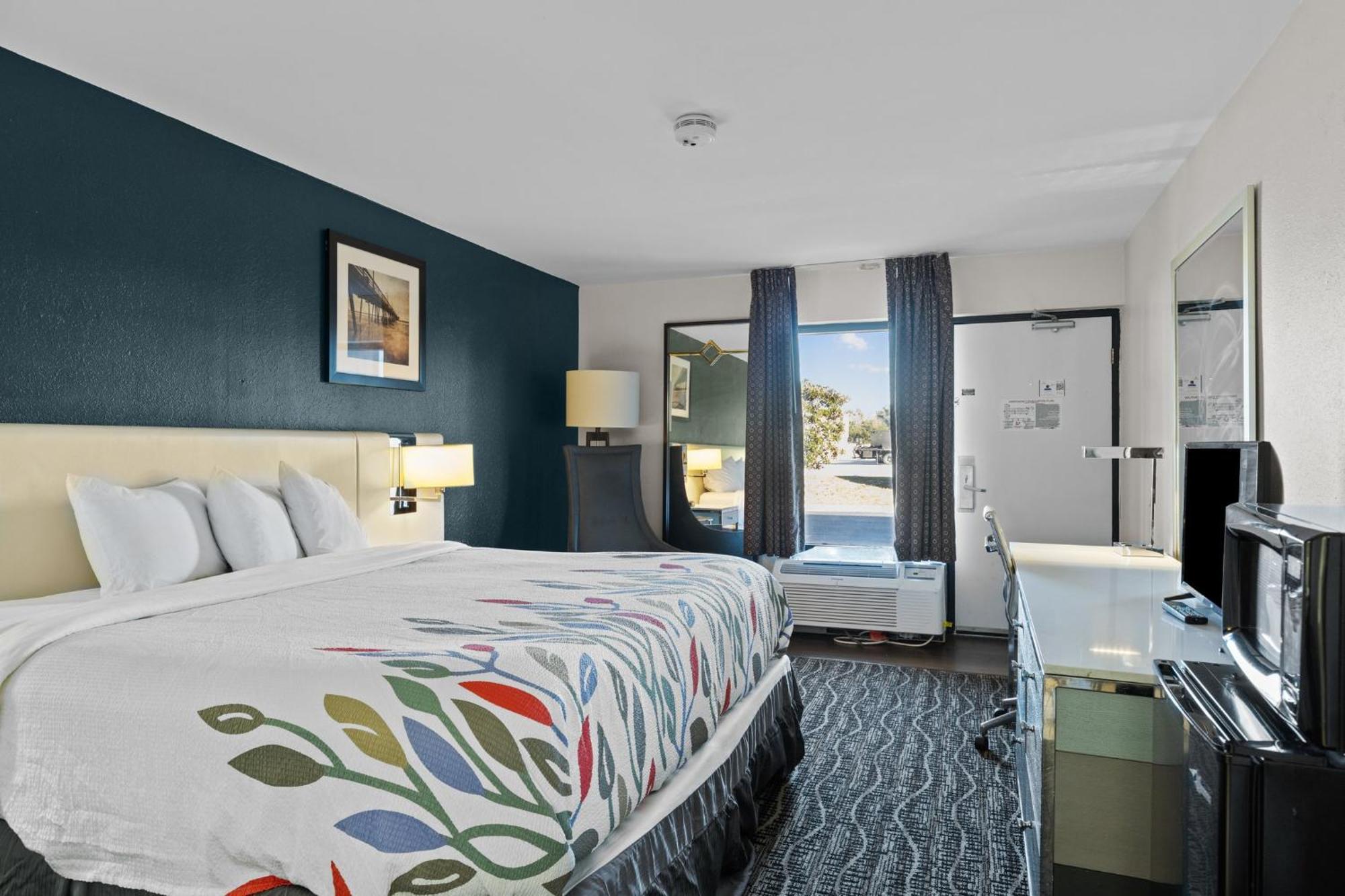 Garnet Inn & Suites, Morehead City Near Atlantic Beach Exteriör bild