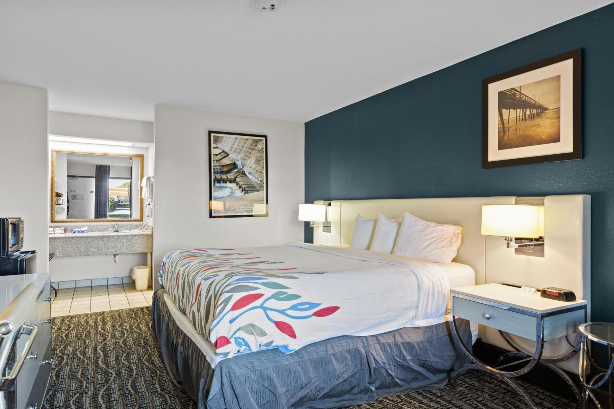 Garnet Inn & Suites, Morehead City Near Atlantic Beach Exteriör bild
